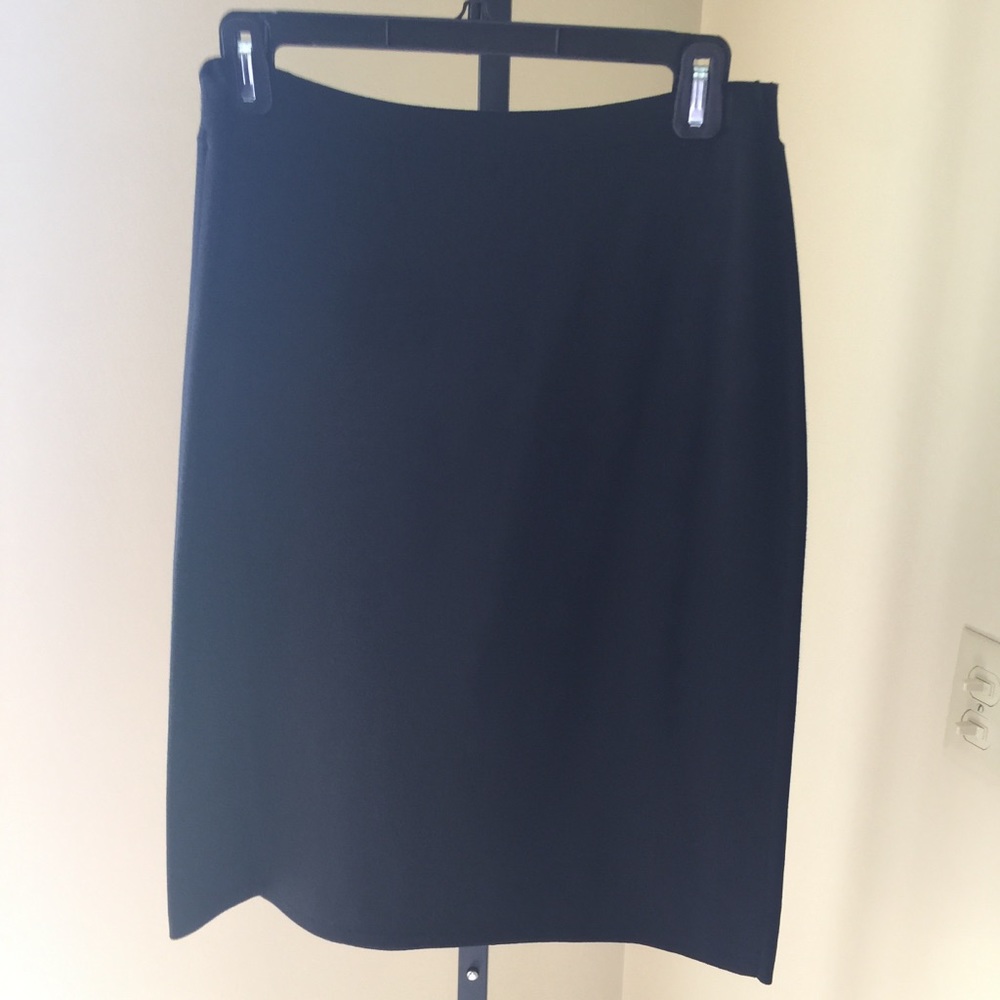 The Little Black Knit Skirt!!! (PL/Petite Large)